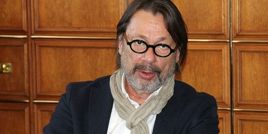 "Hüseyin Göçek maç yönetirken rahat oturamıyorum”