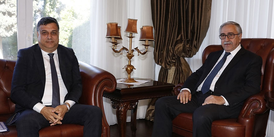 Akıncı, Beyarmudu Belediye Başkanı Edip ile görüştü