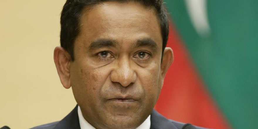 Maldivler'in eski devlet başkanı tutuklu yargılanacak