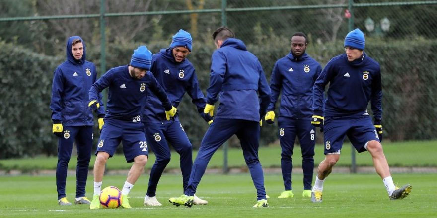 Fenerbahçe'ye Zenit maçı öncesi kötü haber