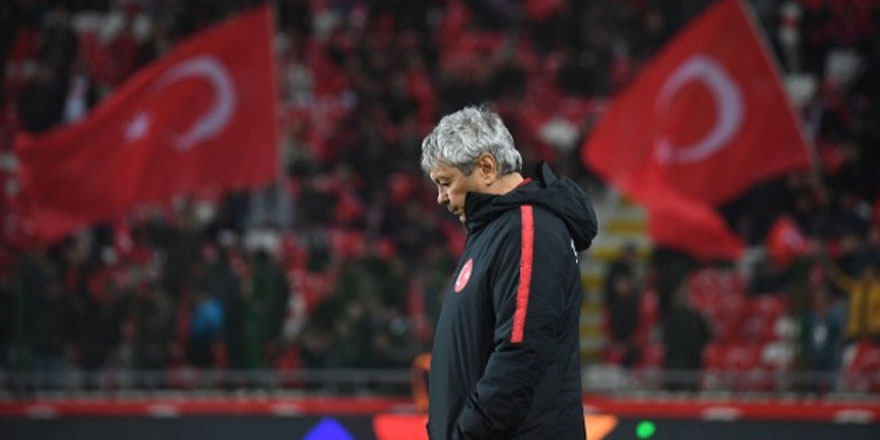 "3. Lig'den futbolcu bulmak zorunda kaldım"