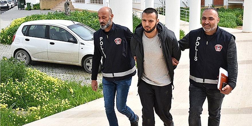 Kazdığı kuyuya kendi düştü