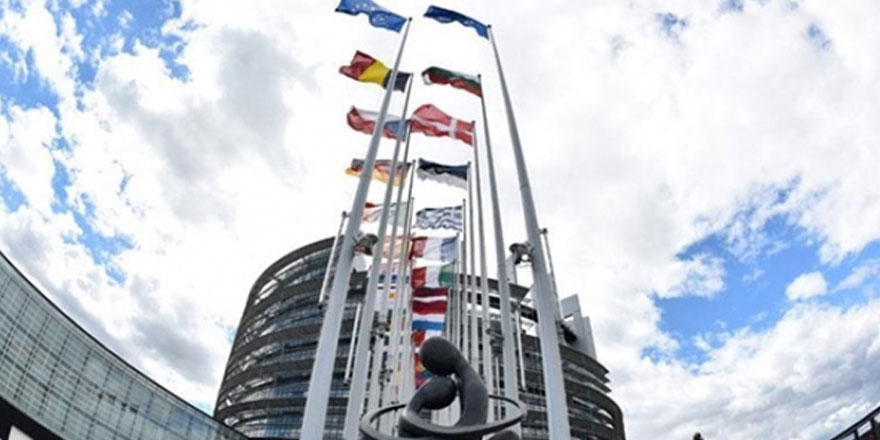 Güney Kıbrıs Avrupa Parlamentosu seçimine 49 adayla giriyor