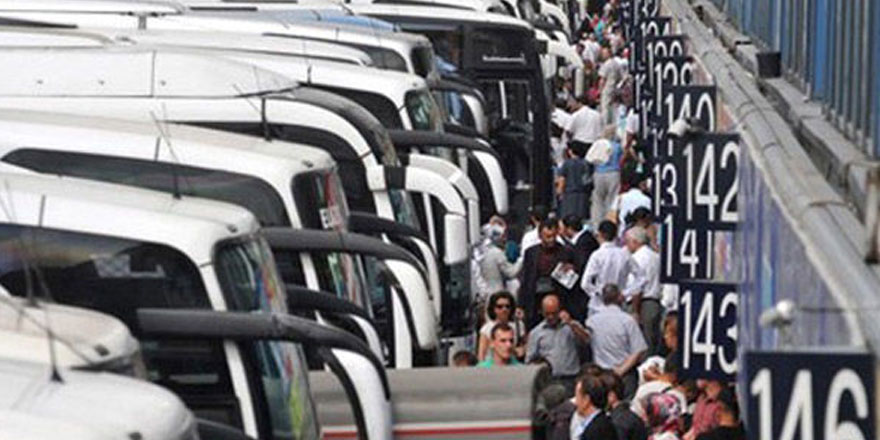 Yere Erdoğan'ın fotoğrafını seren şoföre gözaltı