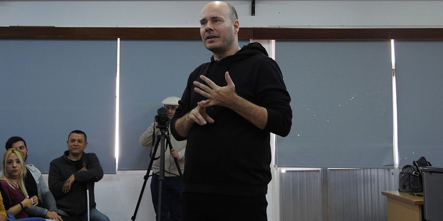 Emre Yücelen’den DAÜ’de  atölye çalışması