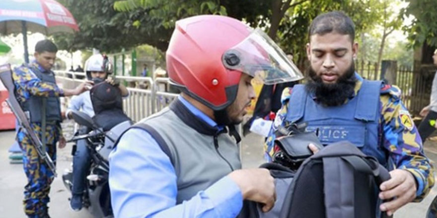 Bangladeş'te yerel seçimde silahlı saldırı