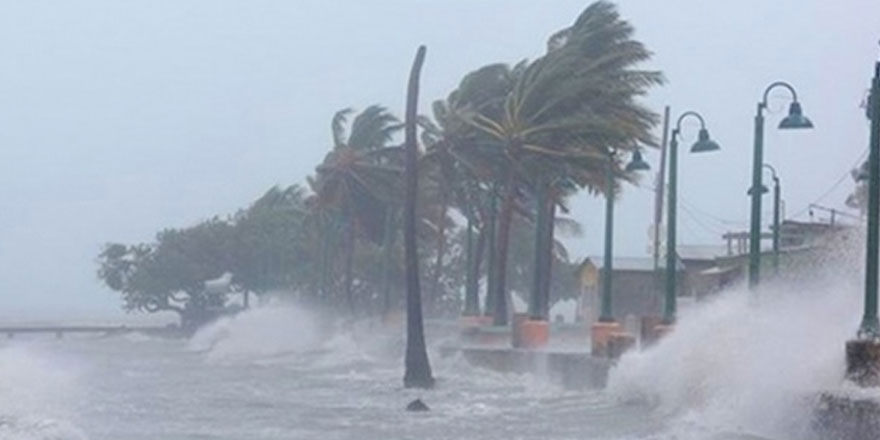 Güney afrika ülkeleri tropikal fırtınanın etkisinde