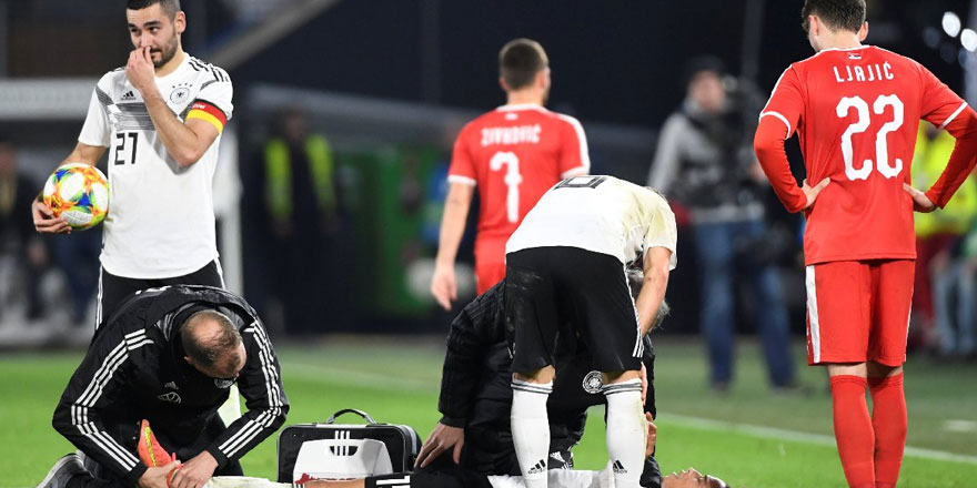 Löw maç sonrası patladı!