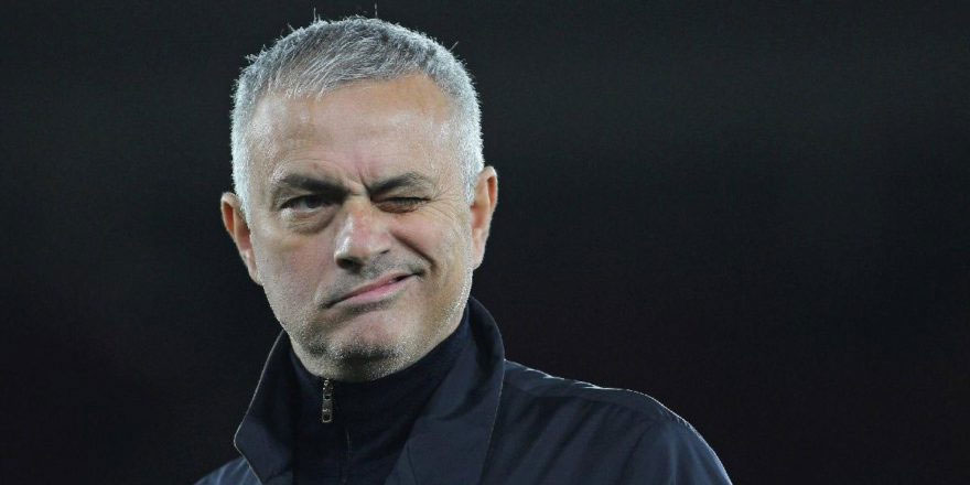 Mourinho’dan Scholes’a: Stüdyoya geri dön!