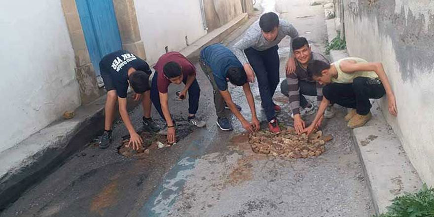 Çukurlara bir çözüm de çocuklardan