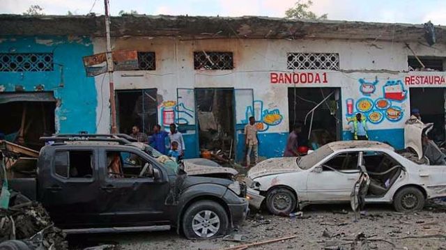 Somali'deki bombalı saldırıda ölü sayısı 27'ye yükseldi