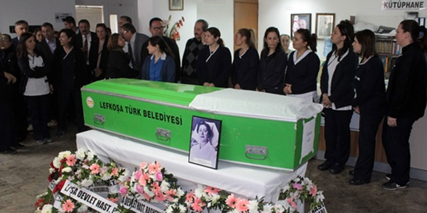 İlk Kıbrıslı Türk Başhemşire Türkan Aziz son yolculuğuna uğurlandı