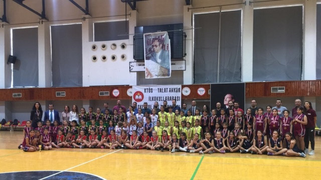 KTÖS, “Talat Akkor anısına ilkokullararası Basketbol Şöleni” düzenledi