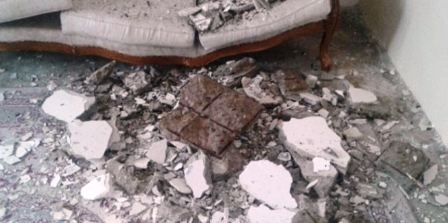 Girne'de 10'dan fazla evin çatısı çöktü