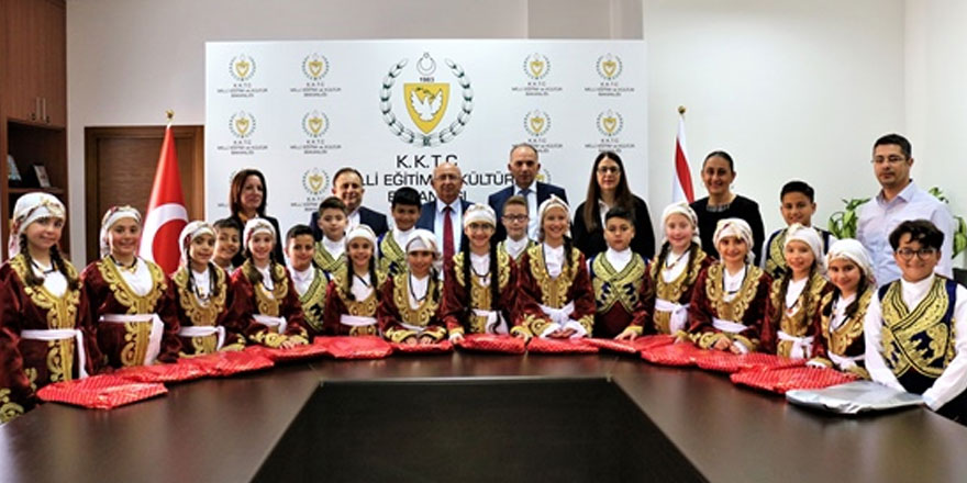 Özyiğit,  TRT 23 Nisan çocuk festivali’nde KKTC’yi temsil edecek ekibi kabul etti