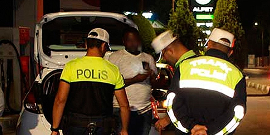 İzinsiz ikamet eden 6 kişi tutuklandı