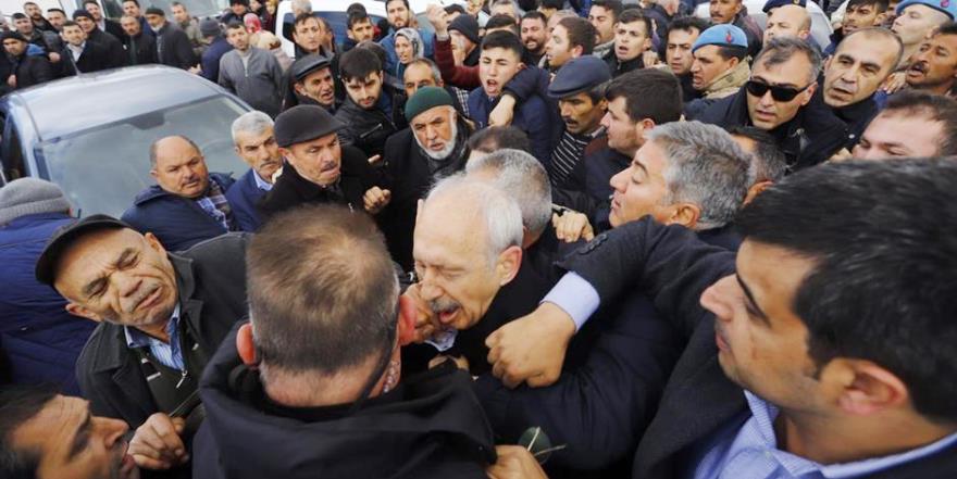 Kılıçdaroğlu’na Ankara'da cenaze töreninde saldırı