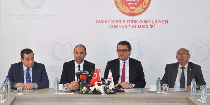 Erhürman: Hükümet bu şekilde sürdürülemez