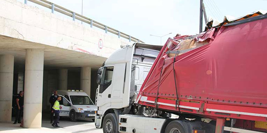 Göz göre göre lades