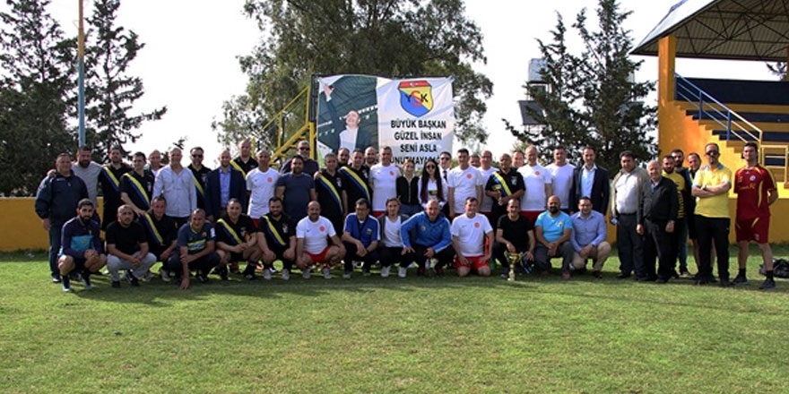 Mertekçi anısına dostluk maçı