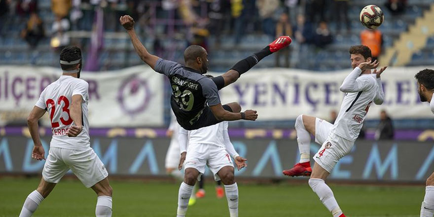 Spor Toto 1. Lig'de heyecan dorukta