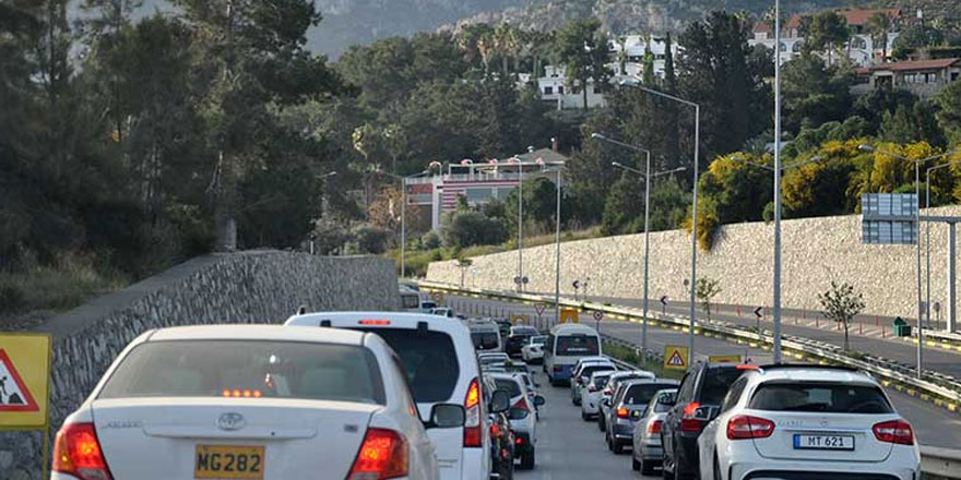 Hükümetler vizyonsuz, beceriksiz