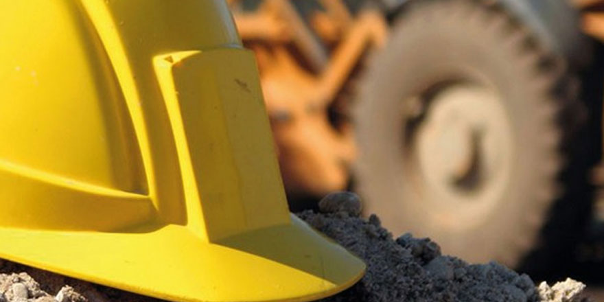 Yine iş Kazas: Traktör devrildi, Orman Dairesi çalışanı yaralandı