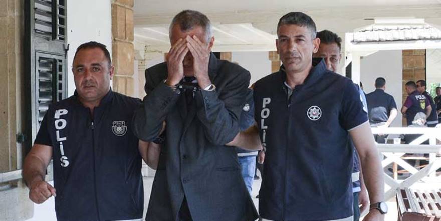 Nigar mezarda İbrahim hapiste