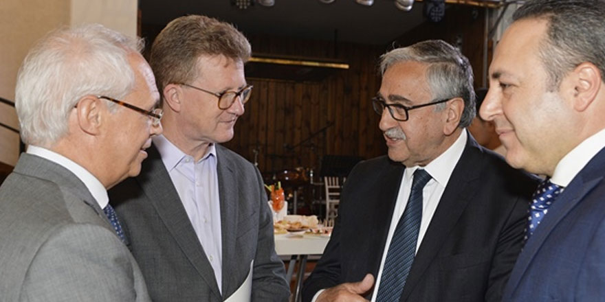 “Kıbrıs Türk toplumu Avrupalı kimliğini muhafaza etmek istiyor”