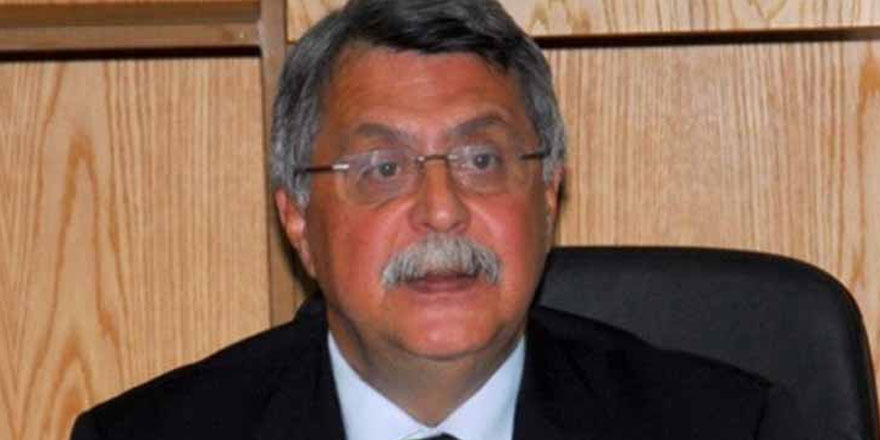 Kıbrıs siyasetini hepten çirkef ettiniz