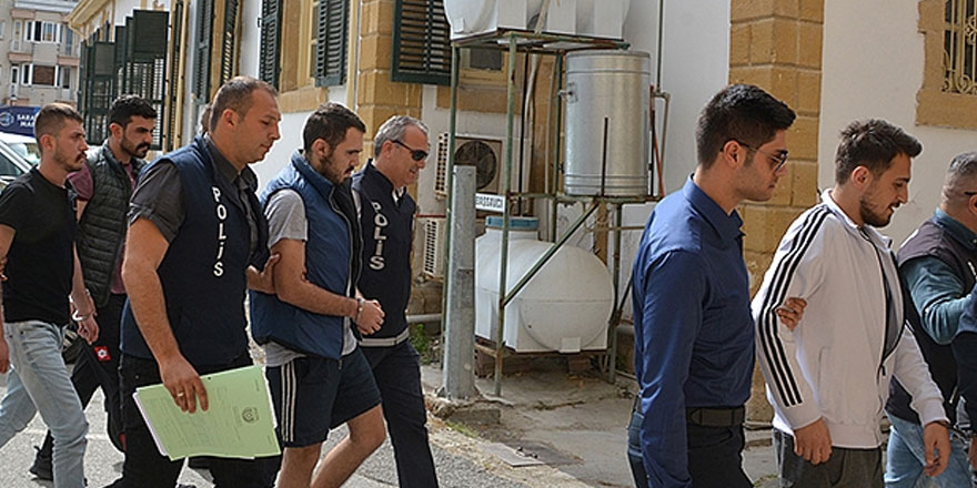 Yargıç cezaevine gönderdi