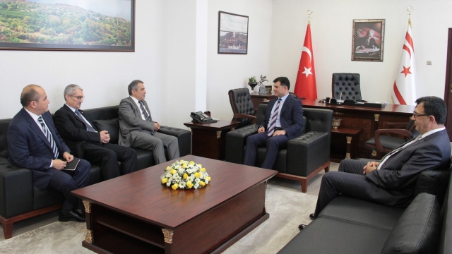 Başbakan Özgürgün, Türkiye Dışişleri Bakanlığı Müsteşarı Yalçın’ı kabul etti