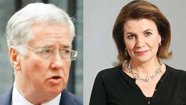 İngiliz bakan tacizini itiraf etti