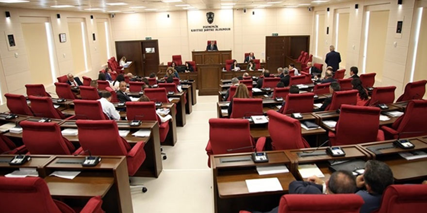 Kürsüde kronometrelerin zamanı