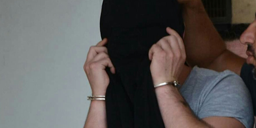 Uyuşturucuyu bilgisayar kasasına gizledi