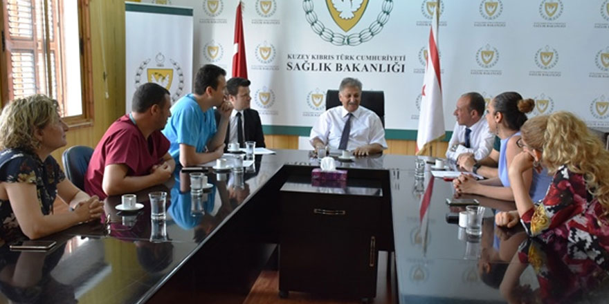 “Hastaların ve sağlık çalışanlarının yanlarında olduğumuz bir dönem olacak”
