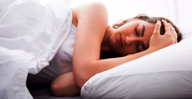 Sadece birkaç gece bile az uyumanız beyninize zarar veriyor
