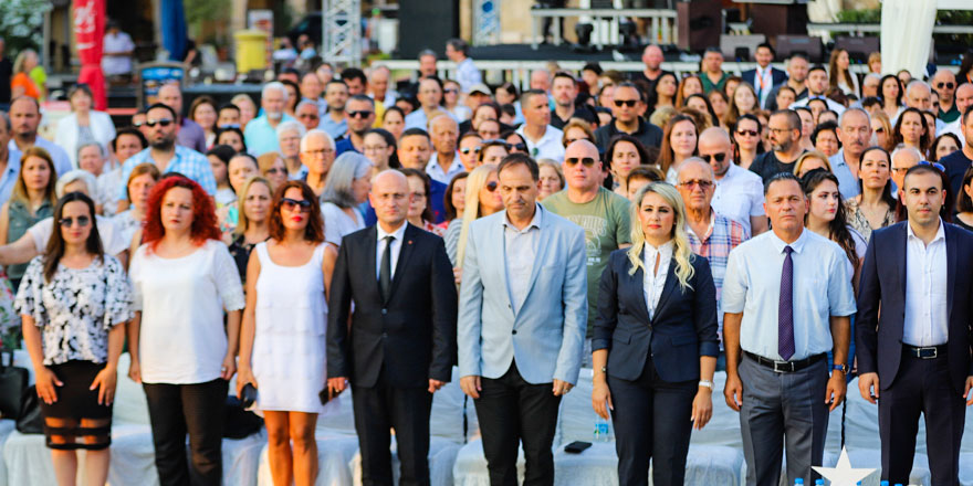 Doğu Akdeniz Doğa İlkokulu’nun gençliğe geçiş töreni gerçekleşti