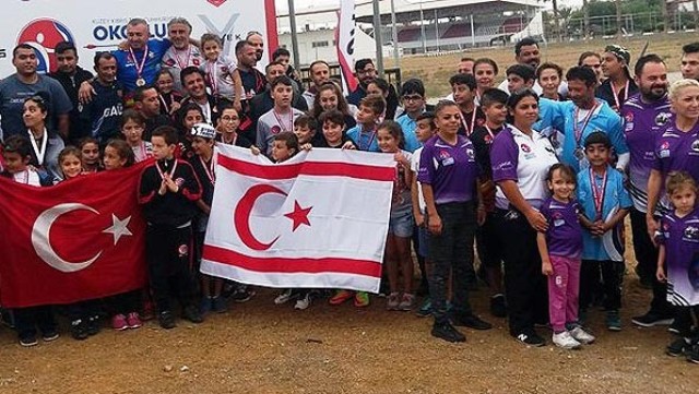 Oklar, Cumhuriyet için atıldı