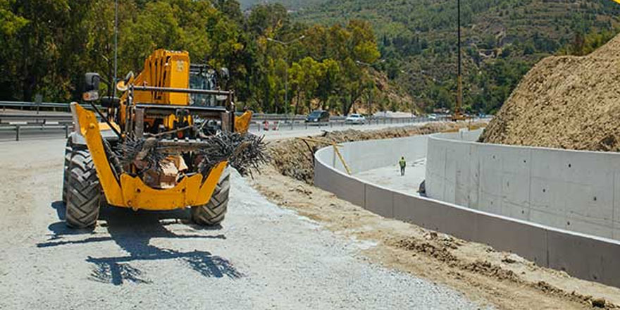 Yol kazınıyor acısı kazınmıyor