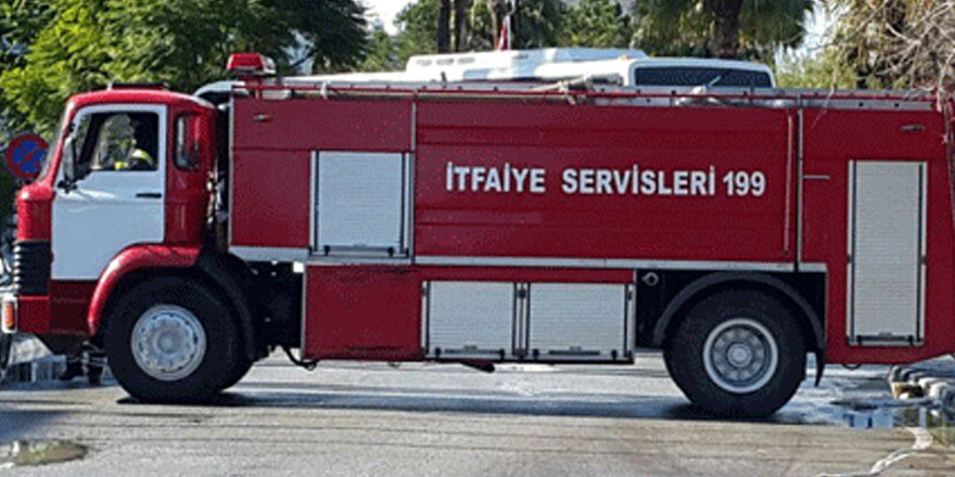 Zamanında müdahale apartmanı yanmaktan kurtardı