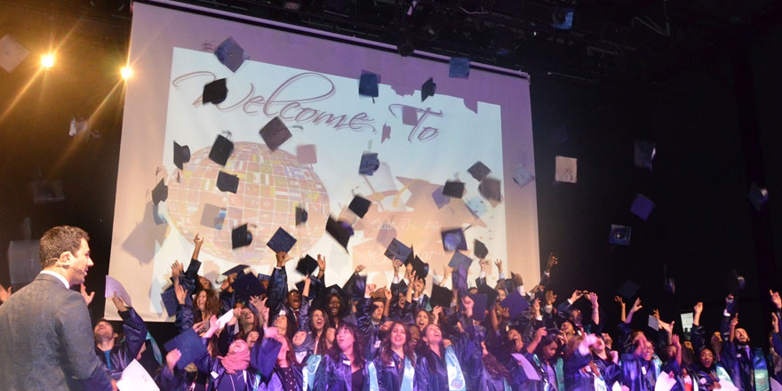 DAÜ Eczacilik Fakültesi mezunlari yemin etti