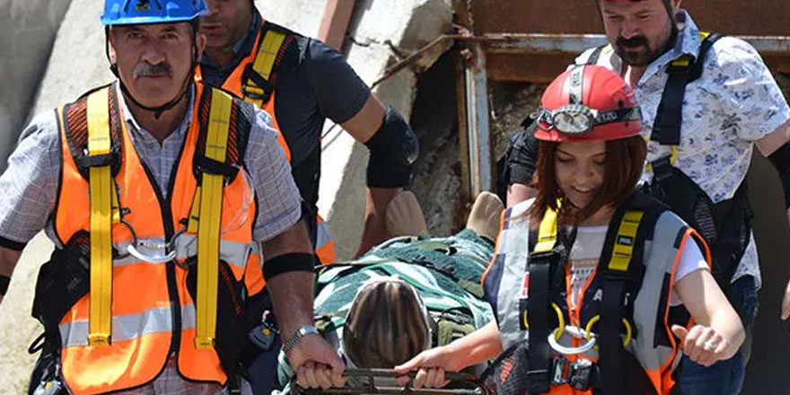 Havaya karışan kimyasallardan 11 çocuk hastalandı