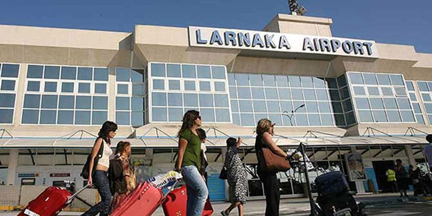 Güney’de Türk otobüsüne saldırı