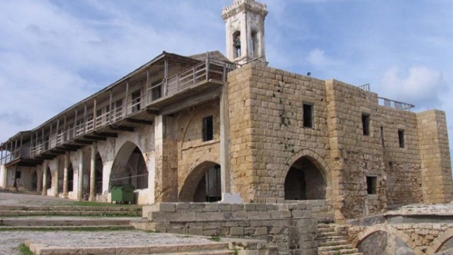Apostolos Andreas Manastırı’nda ve Dörtyol’daki kilisede ayin