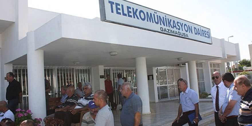 “Özelleştirmeler kurumları batırma yoluna soktuyor”