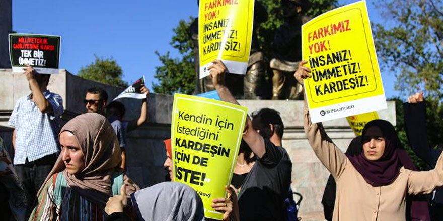 Bize yalan söylediler