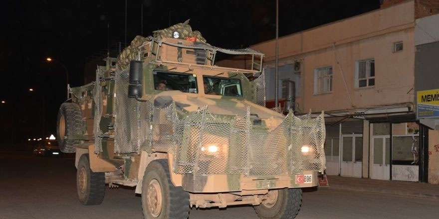 Suriye sınırına askeri sevkiyat