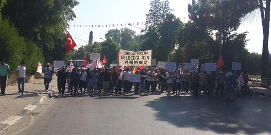 Karpazlılar Lefkoşa’da eylem yapıyor