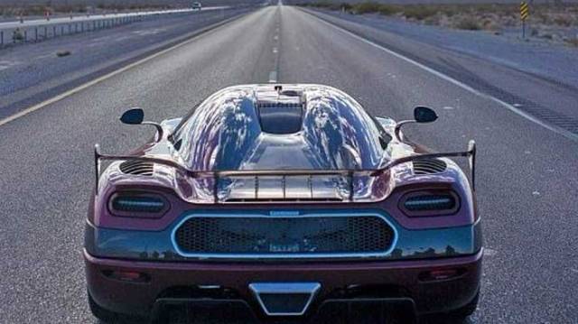 Dünyanın en hızlı otomobili: Koeniggsegg Agera RS
